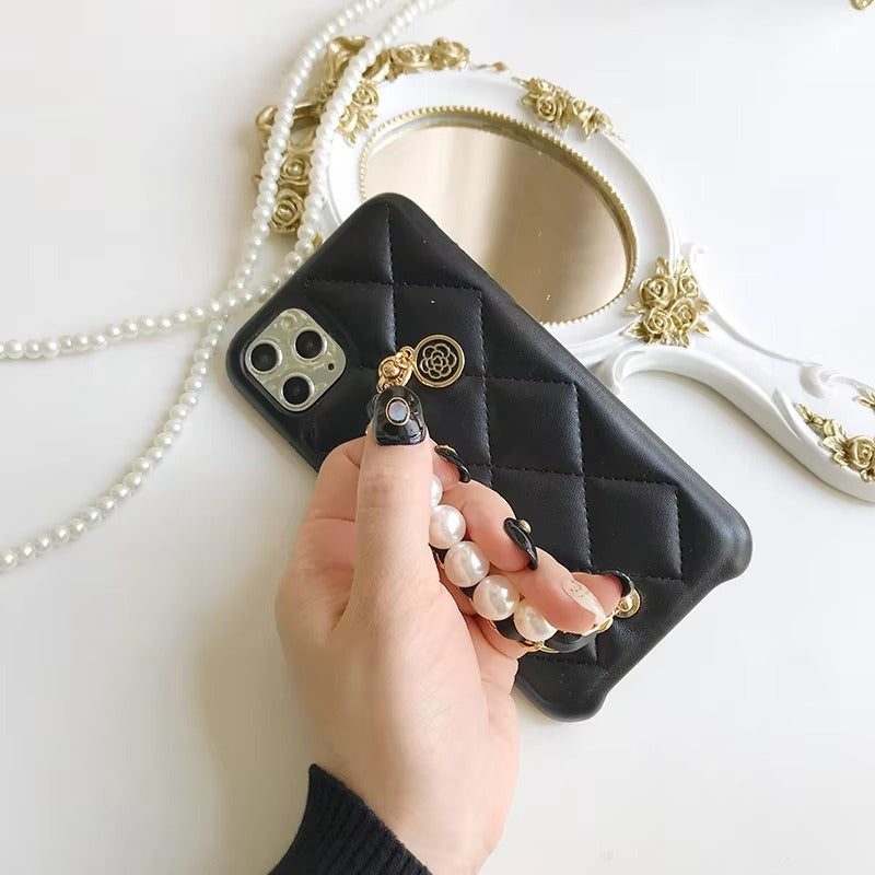 Luxury Apple iPhone Case, MagSafe Compatible, Camera Lens & Screen Protection, Ultra Thin, Shockproof, Magnetic Full All Around Cover – Pearl Metal Hand Chain Case with Lattice Lambskin Pattern for Women