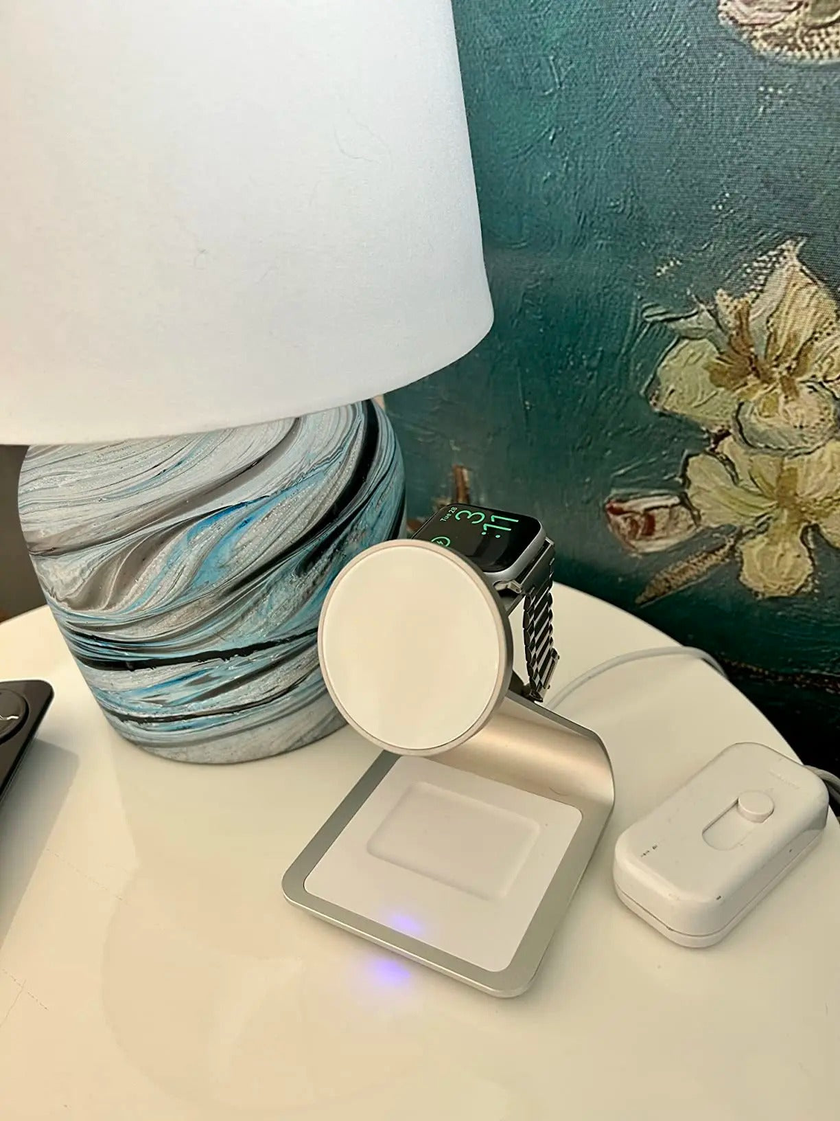 Premium 3 in 1 Magnetic Wireless Charging Stand – 15W Fast Charger Dock with Aluminum Alloy Metal Design for iPhone, Apple Watch and AirPods