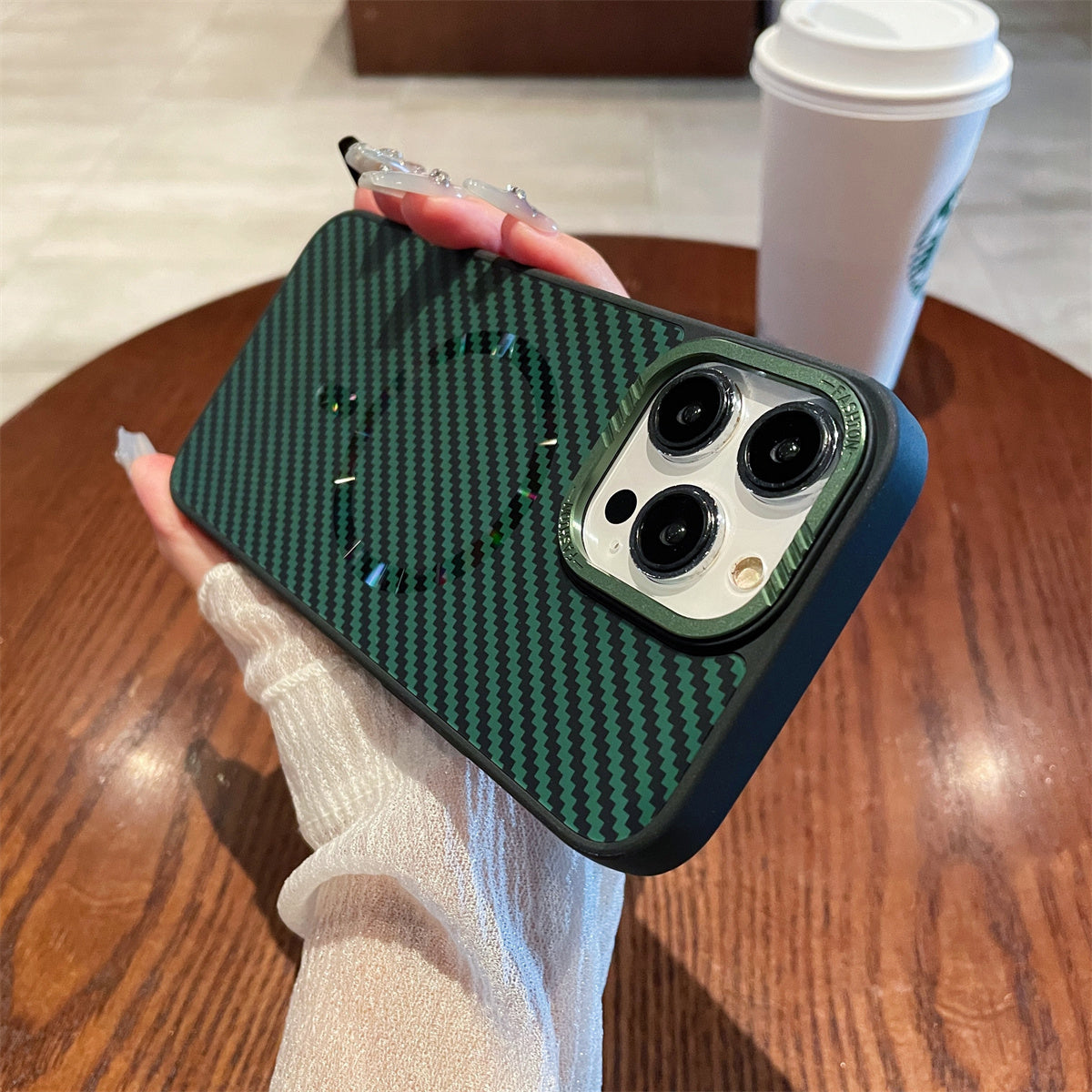 Luxury Magnetic Carbon Fiber iPhone Case – Shockproof MagSafe Wireless Charging Cover with Sleek Texture for iPhone Models