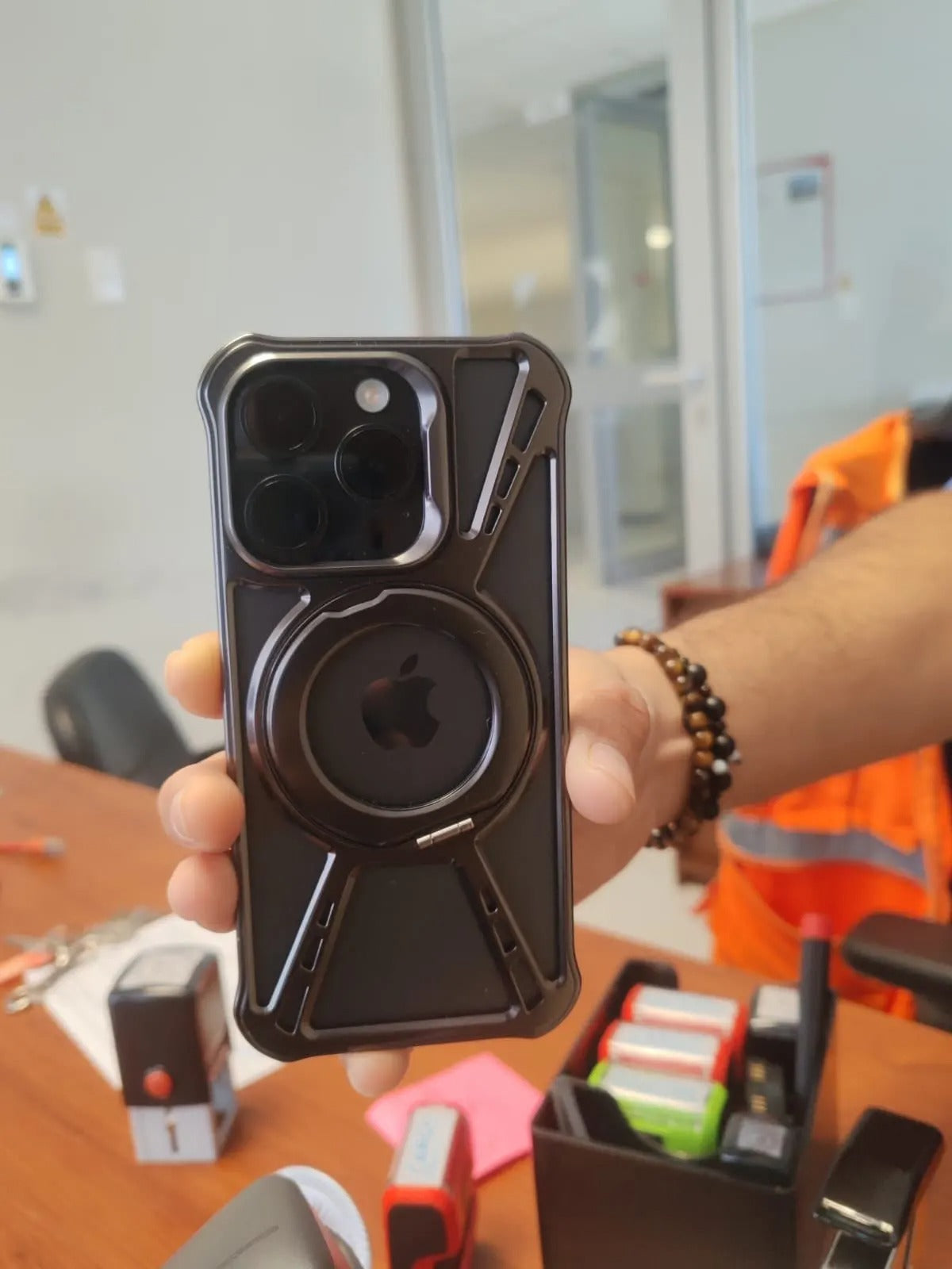 High Quality Apple iPhone Case, MagSafe Compatible, Camera Lens & Screen Protection, Ultra Thin, Shockproof, Magnetic Full All Around Cover – Aluminum Alloy Anti-Fall Case with Invisible Bracket & Metal Frame Design