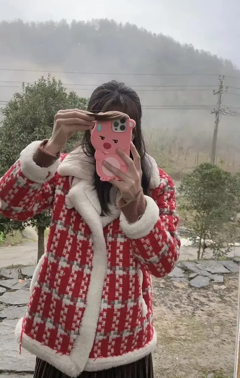 Premium Apple iPhone Case, MagSafe Compatible, Camera Lens and Screen Protection, Ultra Thin, Shockproof, Magnetic, Full All Around Protection, Cartoon Beaver Soft Cover